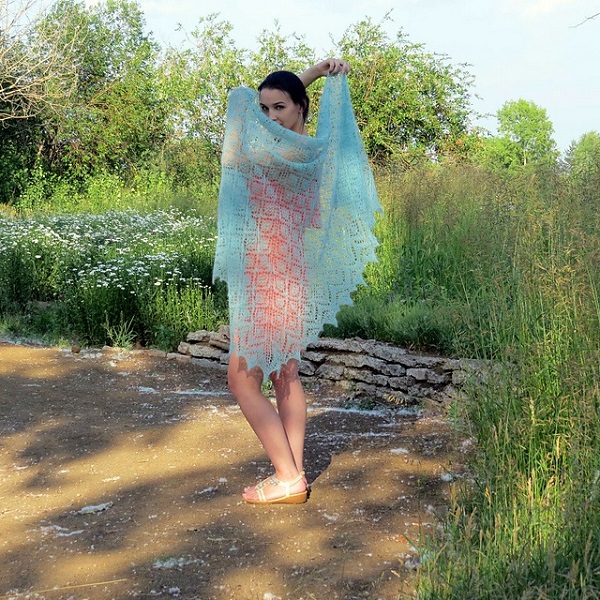 Ажурная шаль